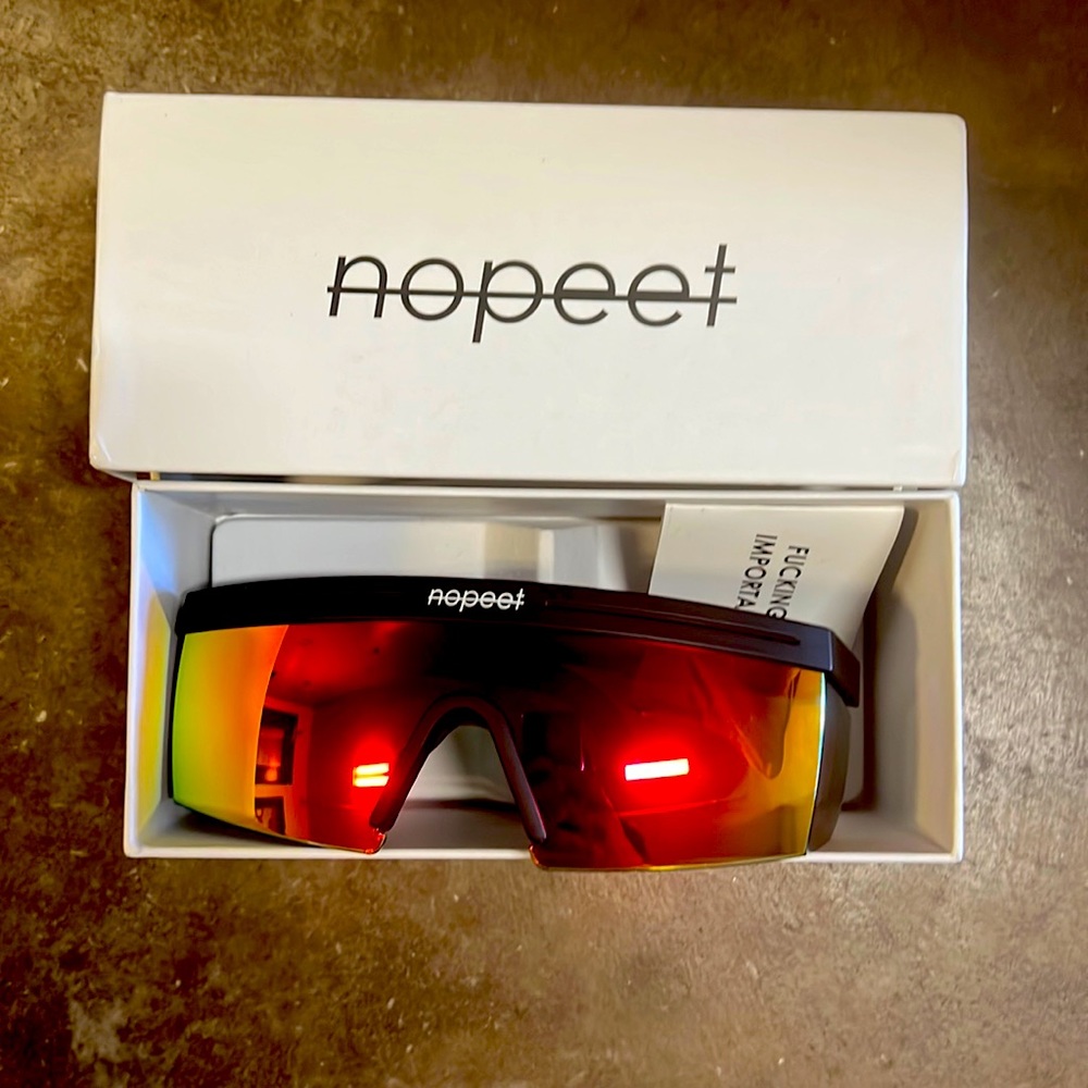 Pretty awesome Nopeet dunglasses/goggles.